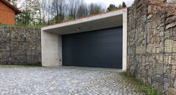 dveře vrata brány jižní čechy